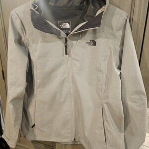 The North Face XL Women's Venture 2